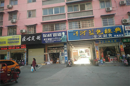 税务小区3室2厅2卫118㎡车库28